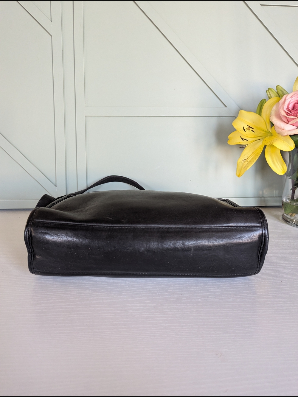 Vintage Coach Swagger Bag (Style 9931). It is a highly collectible the pre-1994 - Picture 6 of 12